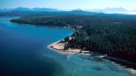 Smelt Bay Provincial Park